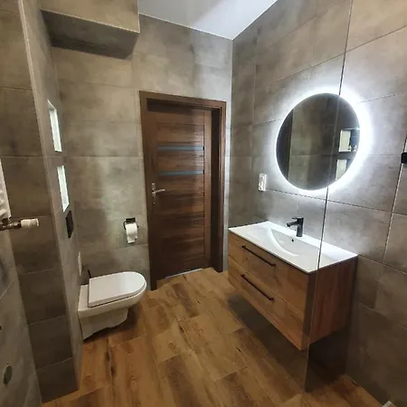 Sloneczny Zakatek פוגורזליצה